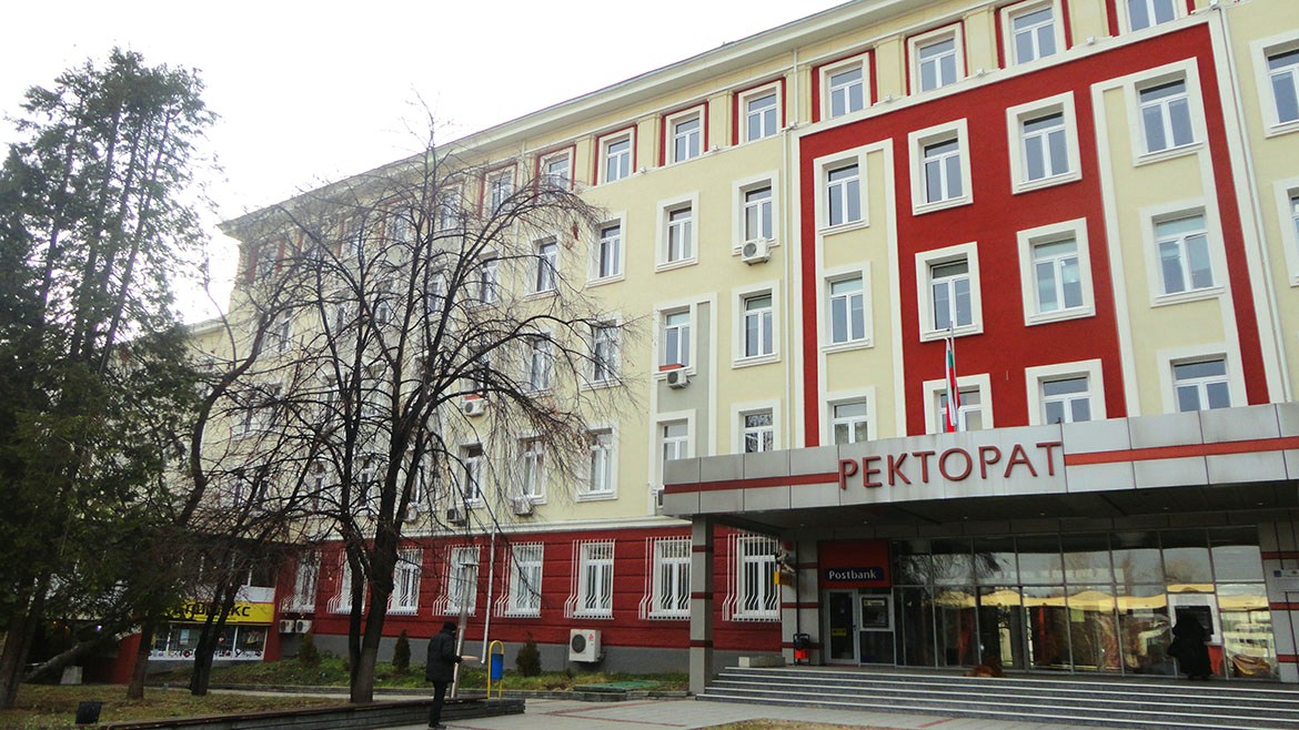 Факултет "Компютърни системи и технологии"